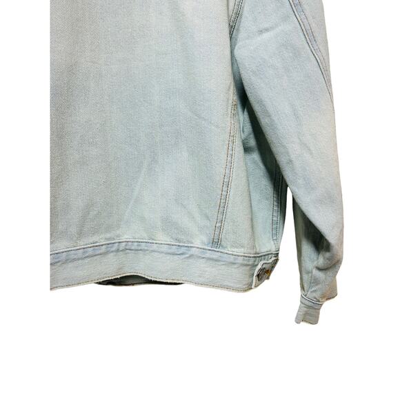Zenana Oversized Light Wash Denim Jacket Size Medium - Picture 5 of 9